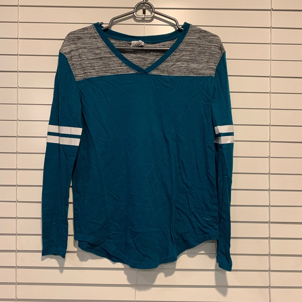 Victoria’s Secret PINK Long Sleeve